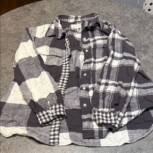 Women’s Black and White Plaid Shirt